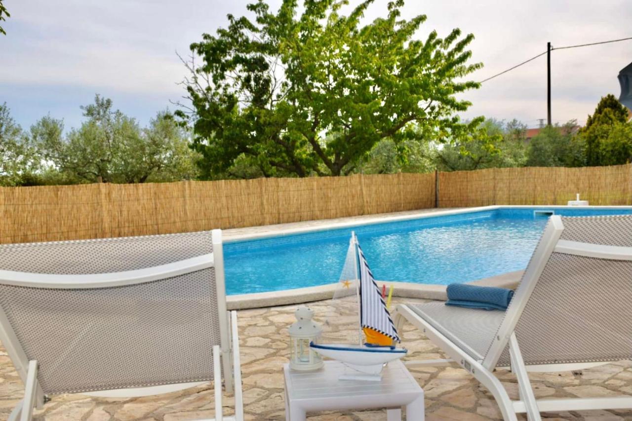 Sanja Apartments Sveti Servul Новиград Экстерьер фото